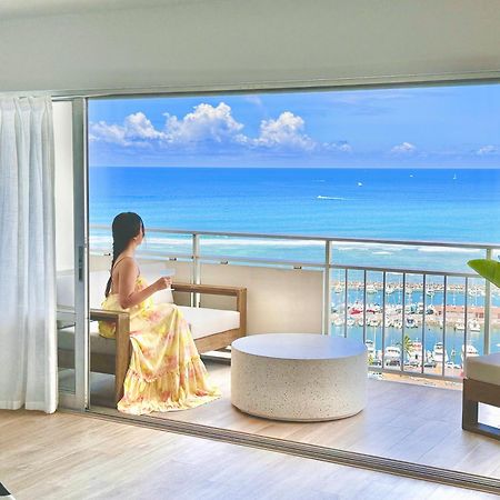 Panoramic Oceanview Resort - Full Kitchen In Each Room, 2 Swimming Pools, Onsite Restaurants, Fireworks Every Friday 호놀룰루 외부 사진