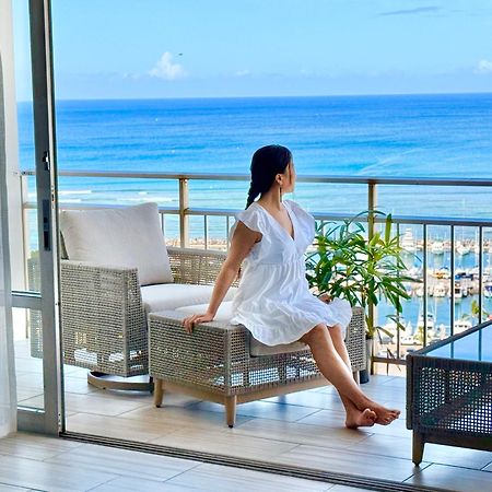 Panoramic Oceanview Resort - Full Kitchen In Each Room, 2 Swimming Pools, Onsite Restaurants, Fireworks Every Friday 호놀룰루 외부 사진