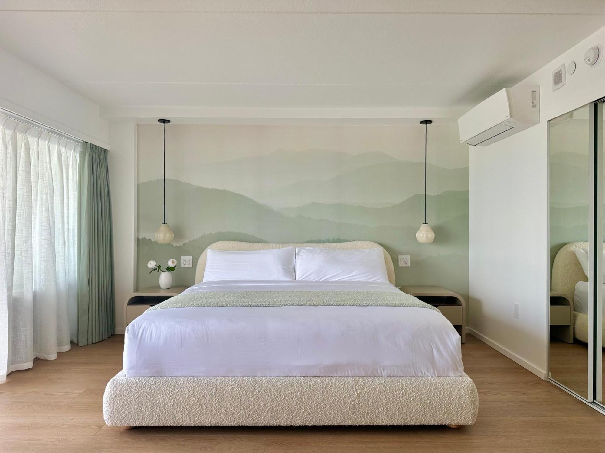 Panoramic Oceanview Resort - Full Kitchen In Each Room, 2 Swimming Pools, Onsite Restaurants, Fireworks Every Friday 호놀룰루 외부 사진