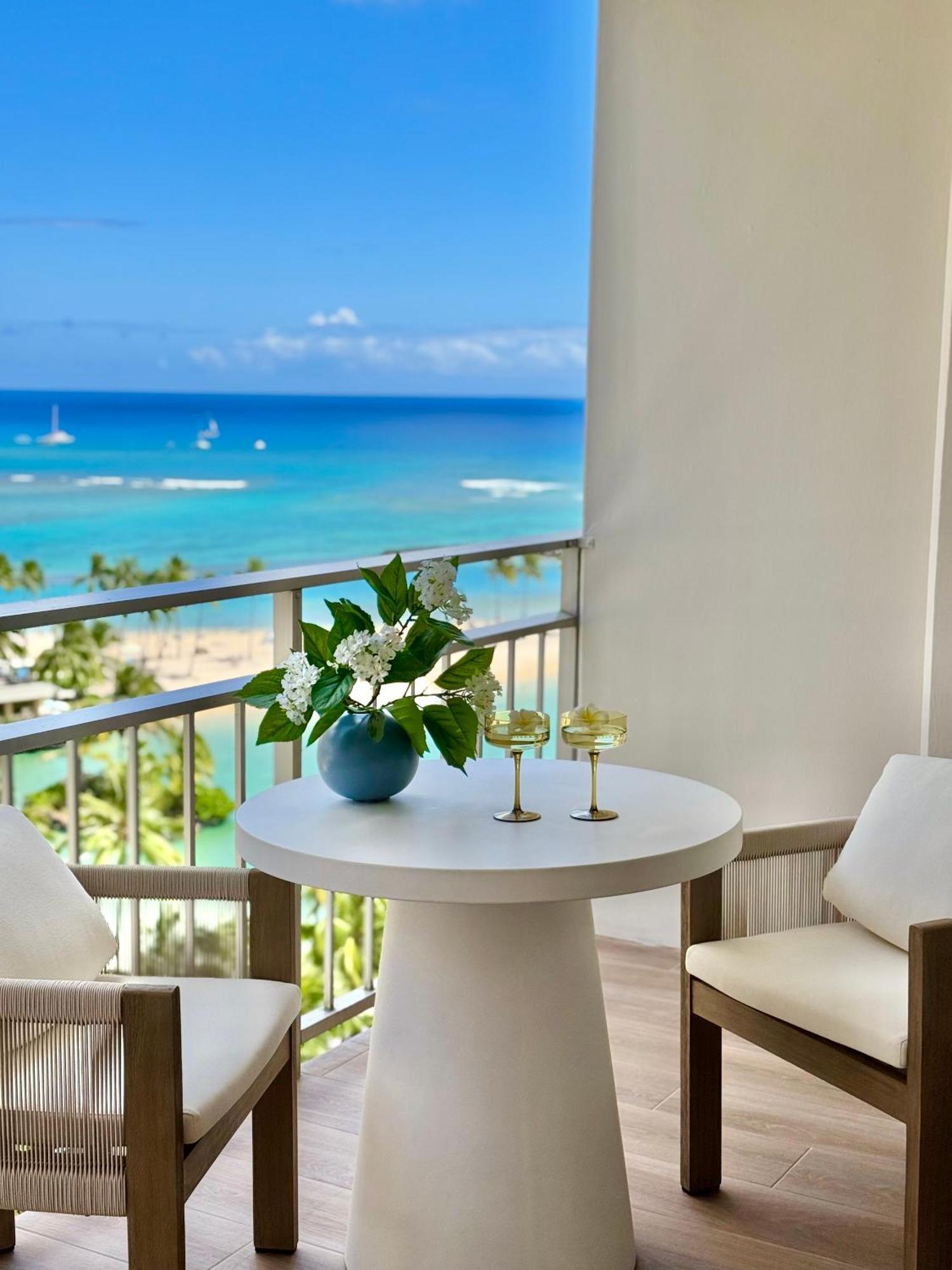 Panoramic Oceanview Resort - Full Kitchen In Each Room, 2 Swimming Pools, Onsite Restaurants, Fireworks Every Friday 호놀룰루 외부 사진